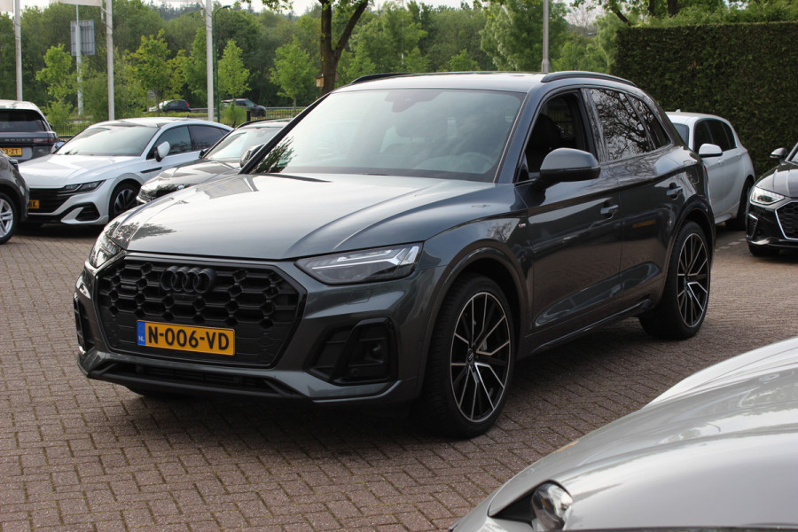 Audi Q5 50 TFSI e S edition NL Auto! / SoH 94,4% / 360Camera / Half leder / 20'' / Adapt.cruise / BTW Auto