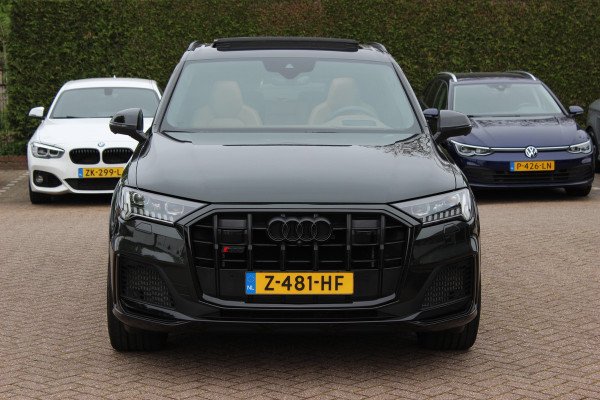 Audi SQ7 4.0 TFSI quattro 7p / Audi Exclusive / Trekhaak / Panoramadak / 360Camera / Head-up / B&O High End / Softclose / Matrix LED / Luchtvering / 22'' / RS Seats / Keyless / Standkachel / Side+Lane Assist / DAB / ACC