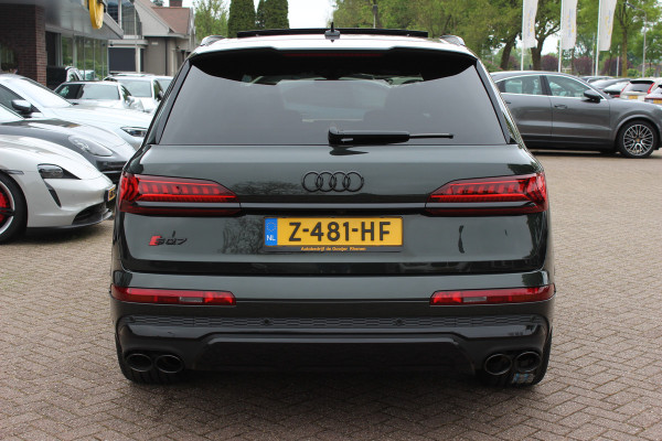 Audi SQ7 4.0 TFSI quattro 7p / Audi Exclusive / Trekhaak / Panoramadak / 360Camera / Head-up / B&O High End / Softclose / Matrix LED / Luchtvering / 22'' / RS Seats / Keyless / Standkachel / Side+Lane Assist / DAB / ACC