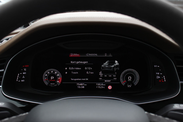 Audi SQ7 4.0 TFSI quattro 7p / Audi Exclusive / Trekhaak / Panoramadak / 360Camera / Head-up / B&O High End / Softclose / Matrix LED / Luchtvering / 22'' / RS Seats / Keyless / Standkachel / Side+Lane Assist / DAB / ACC