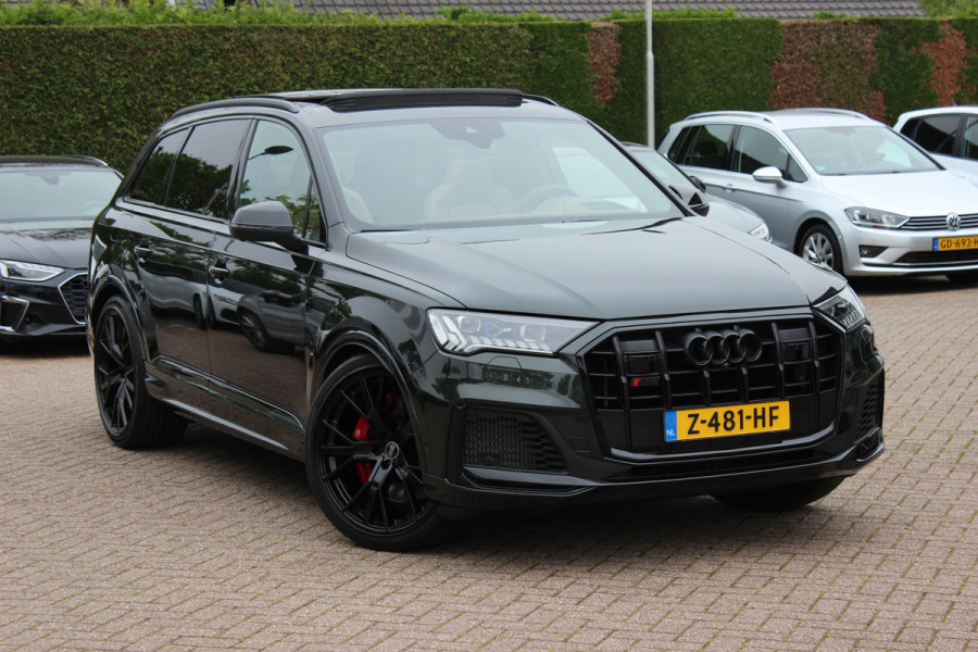 Audi SQ7 4.0 TFSI quattro 7p / Audi Exclusive / Trekhaak / Panoramadak / 360Camera / Head-up / B&O High End / Softclose / Matrix LED / Luchtvering / 22'' / RS Seats / Keyless / Standkachel / Side+Lane Assist / DAB / ACC