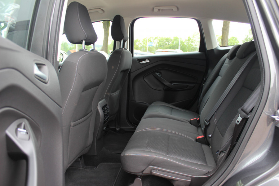Ford Kuga 1.5 EcoBoost Trend Ultimate / Trekhaak / Navigatie / Parkeerhulp achter / 17'' / Bluetooth / Cruise Control