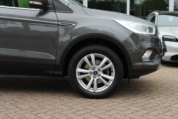 Ford Kuga 1.5 EcoBoost Trend Ultimate / Trekhaak / Navigatie / Parkeerhulp achter / 17'' / Bluetooth / Cruise Control