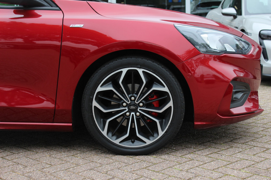 Ford Focus 1.0 EcoBoost Titanium Business / Camera / Head-up / CarPlay / Keyless / 18'' / Navigatie / Dodehoek / DAB / ACC
