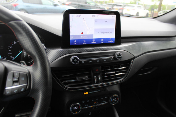 Ford Focus 1.0 EcoBoost Titanium Business / Camera / Head-up / CarPlay / Keyless / 18'' / Navigatie / Dodehoek / DAB / ACC
