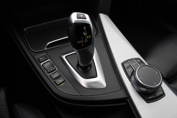 BMW 3-serie Gran Turismo 330i High Executive Ed. M Sport / Panoramadak / Head-up / 360Camera / Harman Kardon / Leder / 18'' / Keyless / Navigatie / DAB / Stoelverwarming / Cruise Control