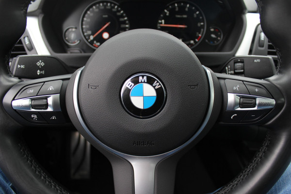 BMW 3-serie Gran Turismo 330i High Executive Ed. M Sport / Panoramadak / Head-up / 360Camera / Harman Kardon / Leder / 18'' / Keyless / Navigatie / DAB / Stoelverwarming / Cruise Control