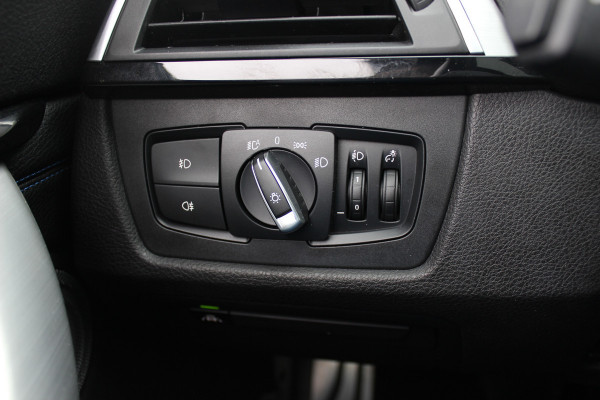 BMW 3-serie Gran Turismo 330i High Executive Ed. M Sport / Panoramadak / Head-up / 360Camera / Harman Kardon / Leder / 18'' / Keyless / Navigatie / DAB / Stoelverwarming / Cruise Control