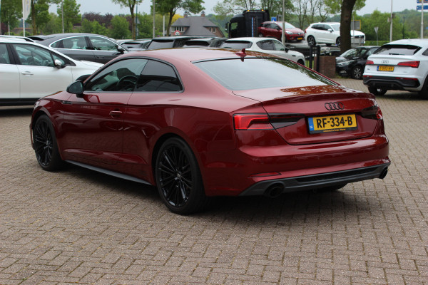 Audi A5 Coupé 2.0 TFSI ultra Launch Edition / Trekhaak / Camera / Leder&Alcantara / 19'' / Navigatie / LED / Cruise Control