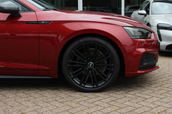 Audi A5 Coupé 2.0 TFSI ultra Launch Edition / Trekhaak / Camera / Leder&Alcantara / 19'' / Navigatie / LED / Cruise Control