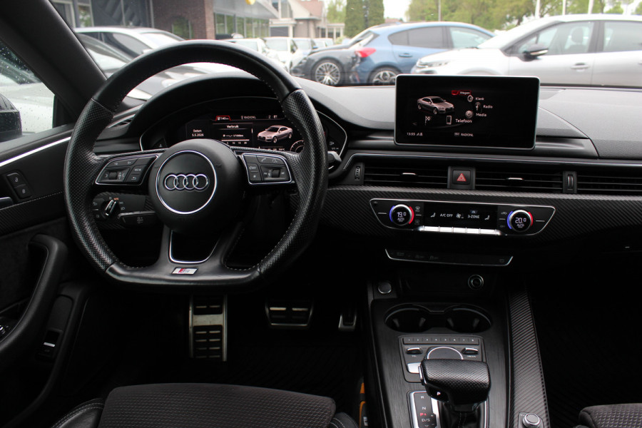 Audi A5 Coupé 2.0 TFSI ultra Launch Edition / Trekhaak / Camera / Leder&Alcantara / 19'' / Navigatie / LED / Cruise Control