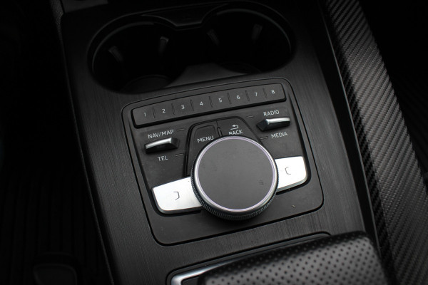 Audi A5 Coupé 2.0 TFSI ultra Launch Edition / Trekhaak / Camera / Leder&Alcantara / 19'' / Navigatie / LED / Cruise Control
