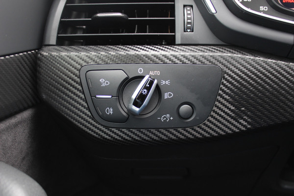 Audi A5 Coupé 2.0 TFSI ultra Launch Edition / Trekhaak / Camera / Leder&Alcantara / 19'' / Navigatie / LED / Cruise Control