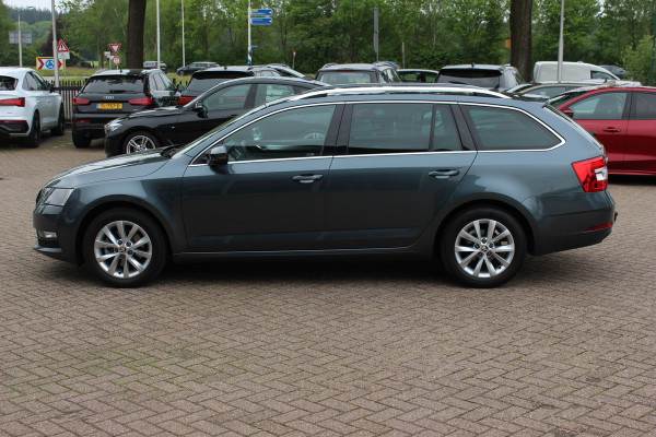 Škoda Octavia Combi 1.0 TSI Greentech Business Edition / Trekhaak / Virtual Cockpit / CarPlay / Parkeerhulp V+A / 16'' / Stoelverwarming / DAB / Cruise Control / Elektr. achterklep