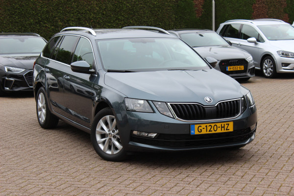 Škoda Octavia Combi 1.0 TSI Greentech Business Edition / Trekhaak / Virtual Cockpit / CarPlay / Parkeerhulp V+A / 16'' / Stoelverwarming / DAB / Cruise Control / Elektr. achterklep