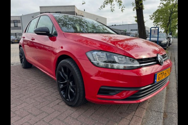 Volkswagen Golf 1.0 TSI 5deurs Sport Trendline Airco,Navigatie,Two Tone Nette Auto