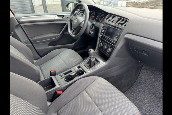 Volkswagen Golf 1.0 TSI 5deurs Sport Trendline Airco,Navigatie,Two Tone Nette Auto