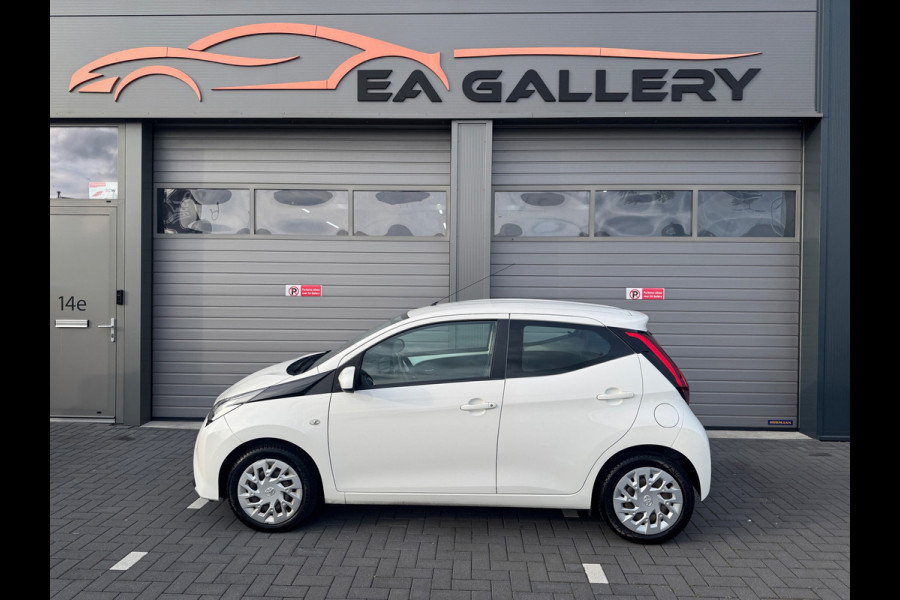 Toyota Aygo 1.0 VVT-i x-play limited APK NAP Camera Airco