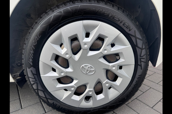 Toyota Aygo 1.0 VVT-i x-play limited APK NAP Camera Airco