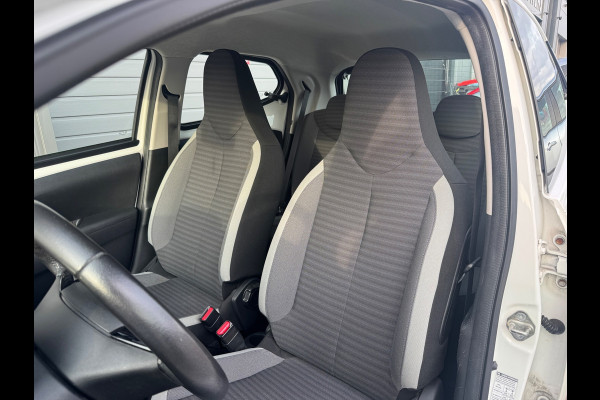 Toyota Aygo 1.0 VVT-i x-play limited APK NAP Camera Airco