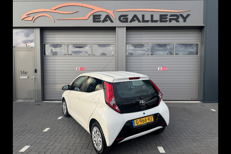 Toyota Aygo 1.0 VVT-i x-play limited APK NAP Camera Airco