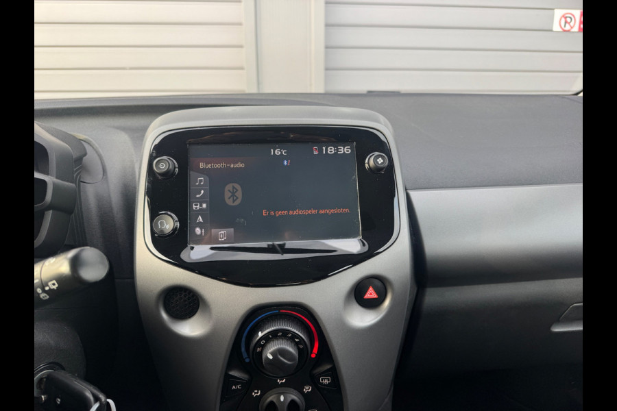 Toyota Aygo 1.0 VVT-i x-play limited APK NAP Camera Airco