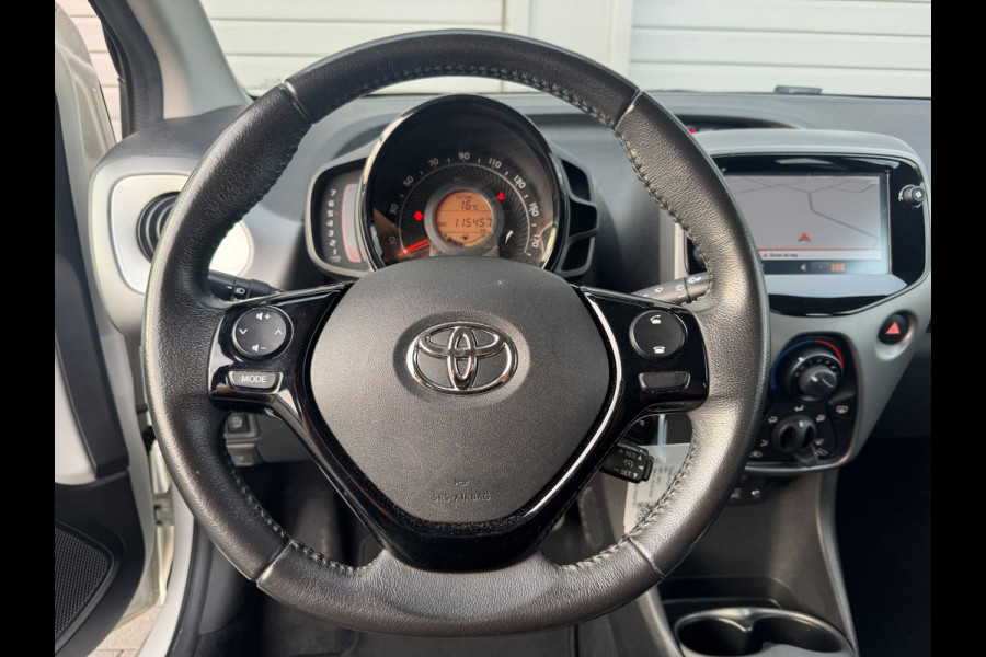 Toyota Aygo 1.0 VVT-i x-play limited APK NAP Camera Airco