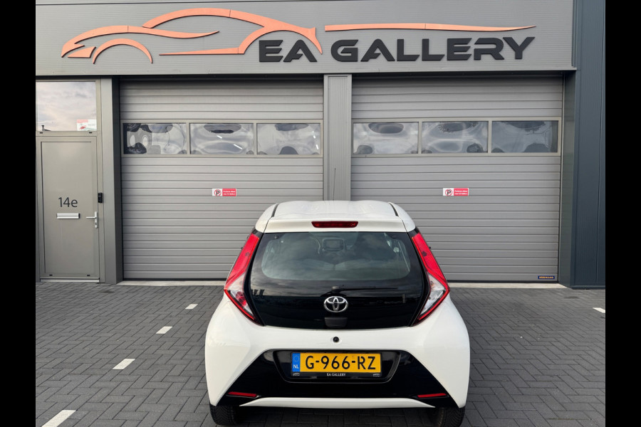 Toyota Aygo 1.0 VVT-i x-play limited APK NAP Camera Airco