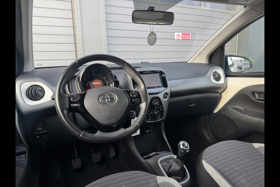 Toyota Aygo 1.0 VVT-i x-play limited APK NAP Camera Airco