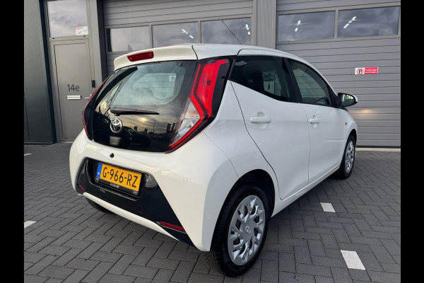 Toyota Aygo 1.0 VVT-i x-play limited APK NAP Camera Airco
