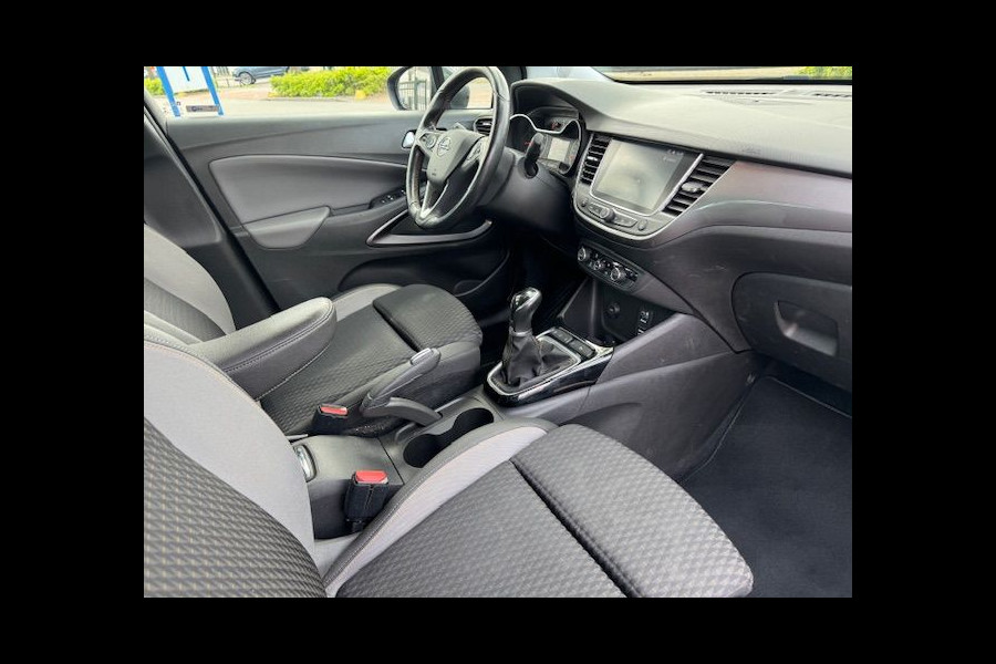 Opel Crossland X 1.2 Innovation+ Airco/ECC,Cruisecontrol,Navigatie,Camera,Stoelverwarming