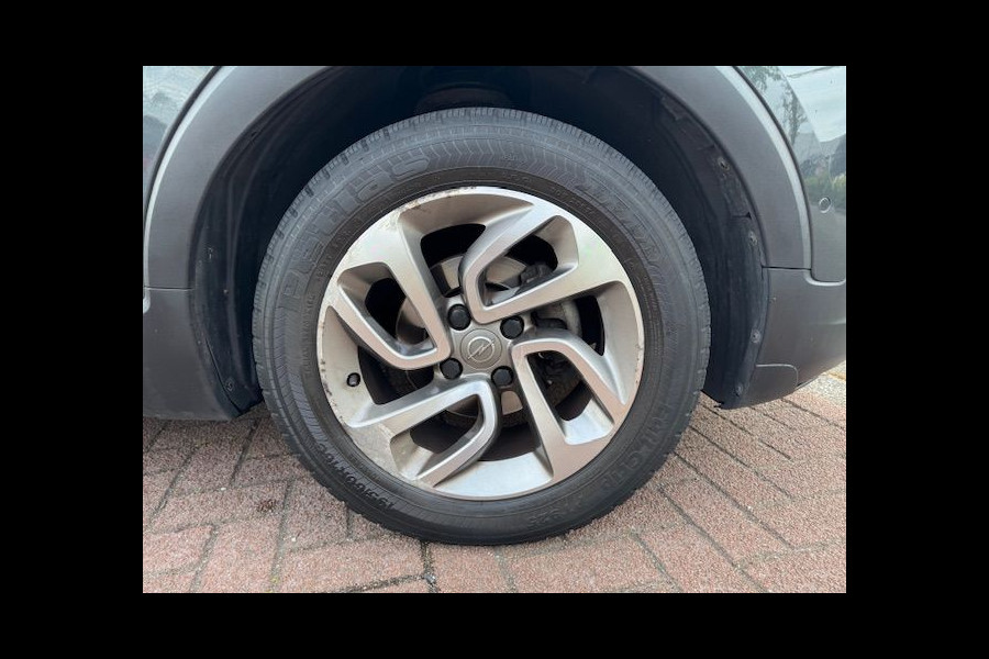 Opel Crossland X 1.2 Innovation+ Airco/ECC,Cruisecontrol,Navigatie,Camera,Stoelverwarming