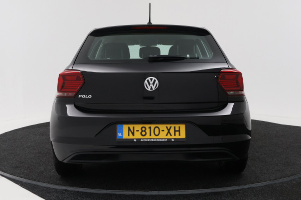 Volkswagen Polo 1.0 TSI Comfortline Business (STOELVERWARMING, CRUISE CONTROL, CARPLAY, PARKEERSENSOREN)