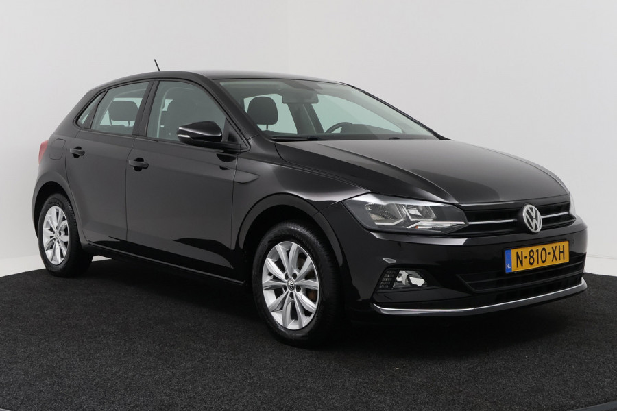 Volkswagen Polo 1.0 TSI Comfortline Business (STOELVERWARMING, CRUISE CONTROL, CARPLAY, PARKEERSENSOREN)