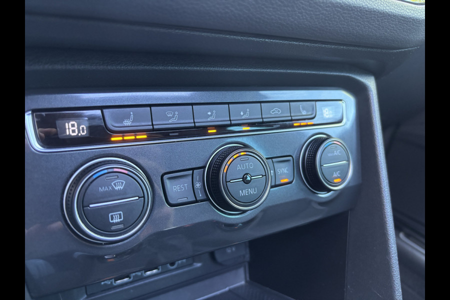 Volkswagen Tiguan 1.5 TSI ACT Highline Business R | Pano | Keyless | 360 Camera | Stoelverwarming