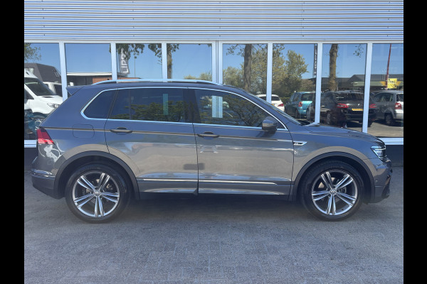Volkswagen Tiguan 1.5 TSI ACT Highline Business R | Pano | Keyless | 360 Camera | Stoelverwarming