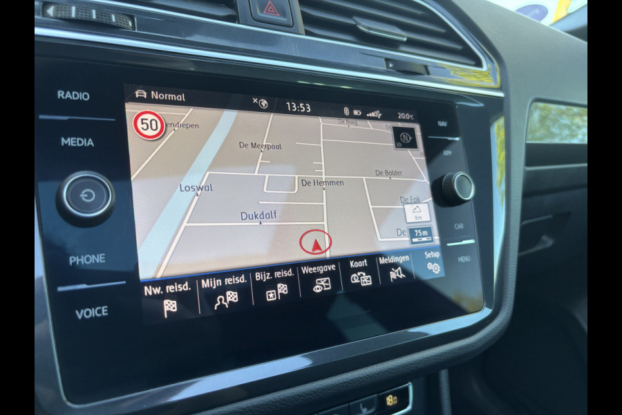 Volkswagen Tiguan 1.5 TSI ACT Highline Business R | Pano | Keyless | 360 Camera | Stoelverwarming