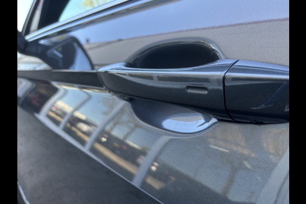 Volkswagen Tiguan 1.5 TSI ACT Highline Business R | Pano | Keyless | 360 Camera | Stoelverwarming