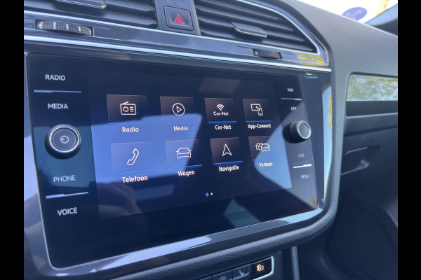 Volkswagen Tiguan 1.5 TSI ACT Highline Business R | Pano | Keyless | 360 Camera | Stoelverwarming