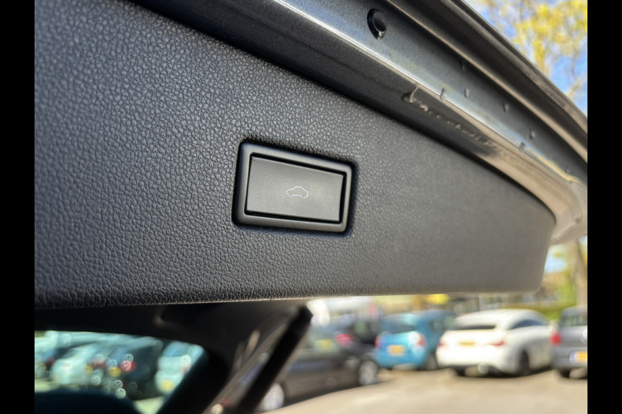 Volkswagen Tiguan 1.5 TSI ACT Highline Business R | Pano | Keyless | 360 Camera | Stoelverwarming