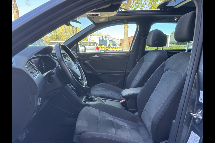 Volkswagen Tiguan 1.5 TSI ACT Highline Business R | Pano | Keyless | 360 Camera | Stoelverwarming