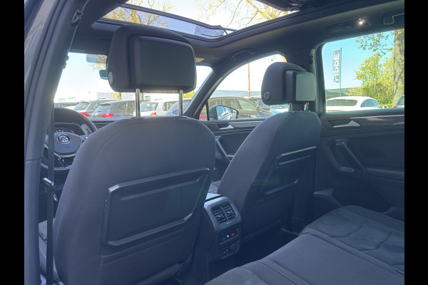 Volkswagen Tiguan 1.5 TSI ACT Highline Business R | Pano | Keyless | 360 Camera | Stoelverwarming