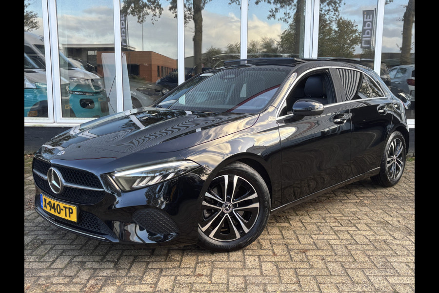 Mercedes-Benz A-Klasse 180 Business Line | Automaat | Pano | Parkeer Camera | Stoelverwarming