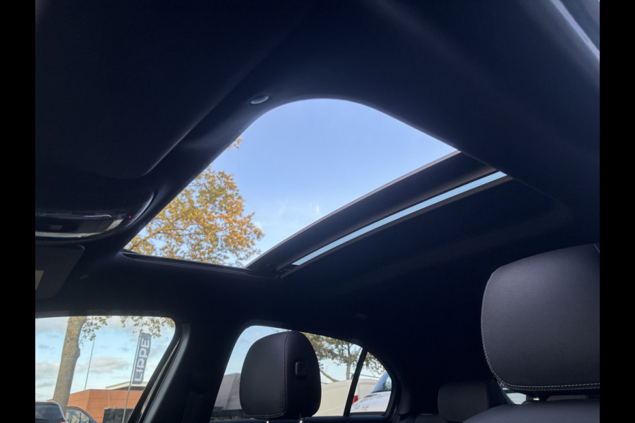 Mercedes-Benz A-Klasse 180 Business Line | Automaat | Pano | Parkeer Camera | Stoelverwarming