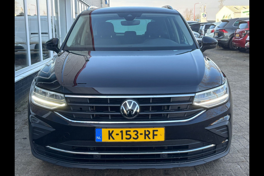 Volkswagen Tiguan 1.5 TSI Life Business | Parkeer Camera | Stuur Verwarming | Adaptive Cruise