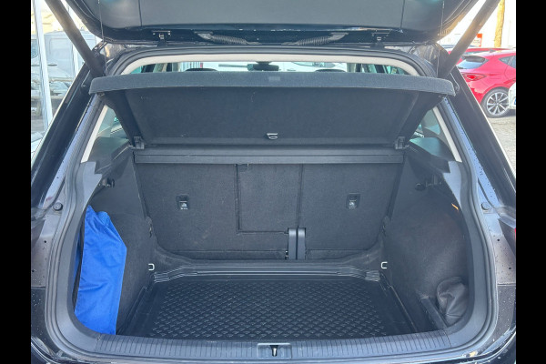 Volkswagen Tiguan 1.5 TSI Life Business | Parkeer Camera | Stuur Verwarming | Adaptive Cruise