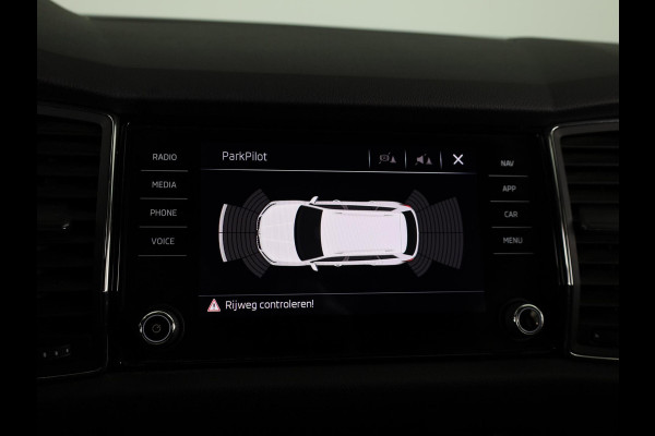 Škoda Kodiaq 1.5 TSI Ambition Business 150pk | Trekhaak | Navigatie | Cirtual Cockpit | parkeersensoren voor en achter | Apple Carplay /- Android auto | Climatronic
