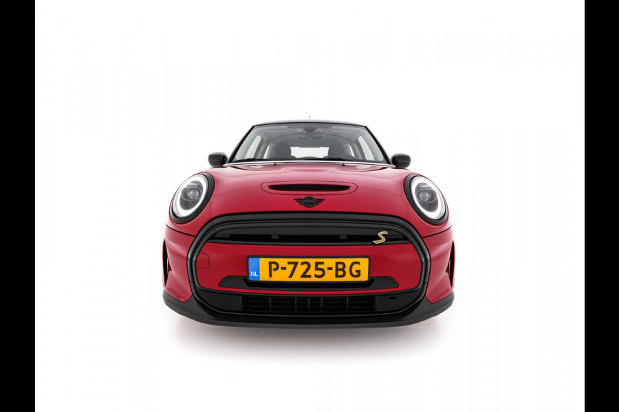 MINI Mini Electric Business Edition 33 kWh [ 3-Fase-11kW ] {SOH-100%} (INCL-BTW) Aut. *LEATHER | FULL-LED | KEYLESS | SPORTSEATS | NAVI-FULLMAP | ECC | AMBIENTLIGHT | DAB | DIGI-COCKPIT | PDC | 17"ALU*