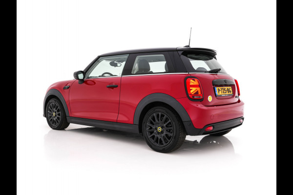 MINI Mini Electric Business Edition 33 kWh [ 3-Fase-11kW ] {SOH-100%} (INCL-BTW) Aut. *LEATHER | FULL-LED | KEYLESS | SPORTSEATS | NAVI-FULLMAP | ECC | AMBIENTLIGHT | DAB | DIGI-COCKPIT | PDC | 17"ALU*