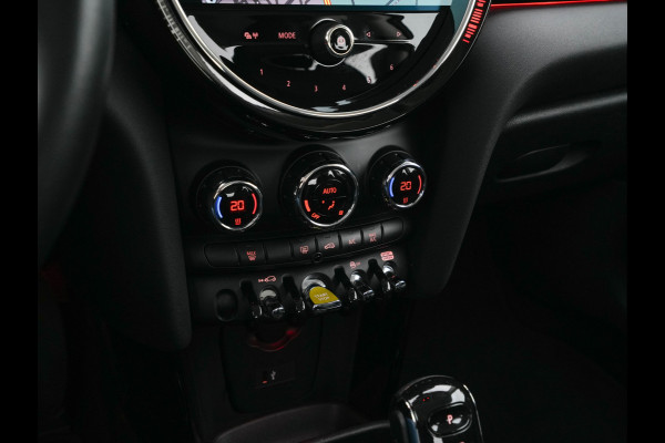 MINI Mini Electric Business Edition 33 kWh [ 3-Fase-11kW ] {SOH-100%} (INCL-BTW) Aut. *LEATHER | FULL-LED | KEYLESS | SPORTSEATS | NAVI-FULLMAP | ECC | AMBIENTLIGHT | DAB | DIGI-COCKPIT | PDC | 17"ALU*